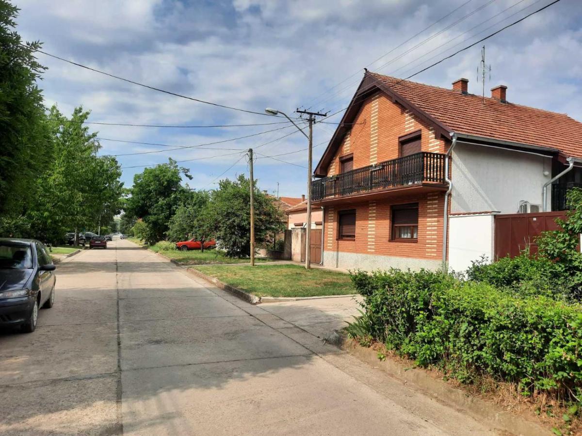 Royal Rose Smestaj Bela Crkva  Exterior photo